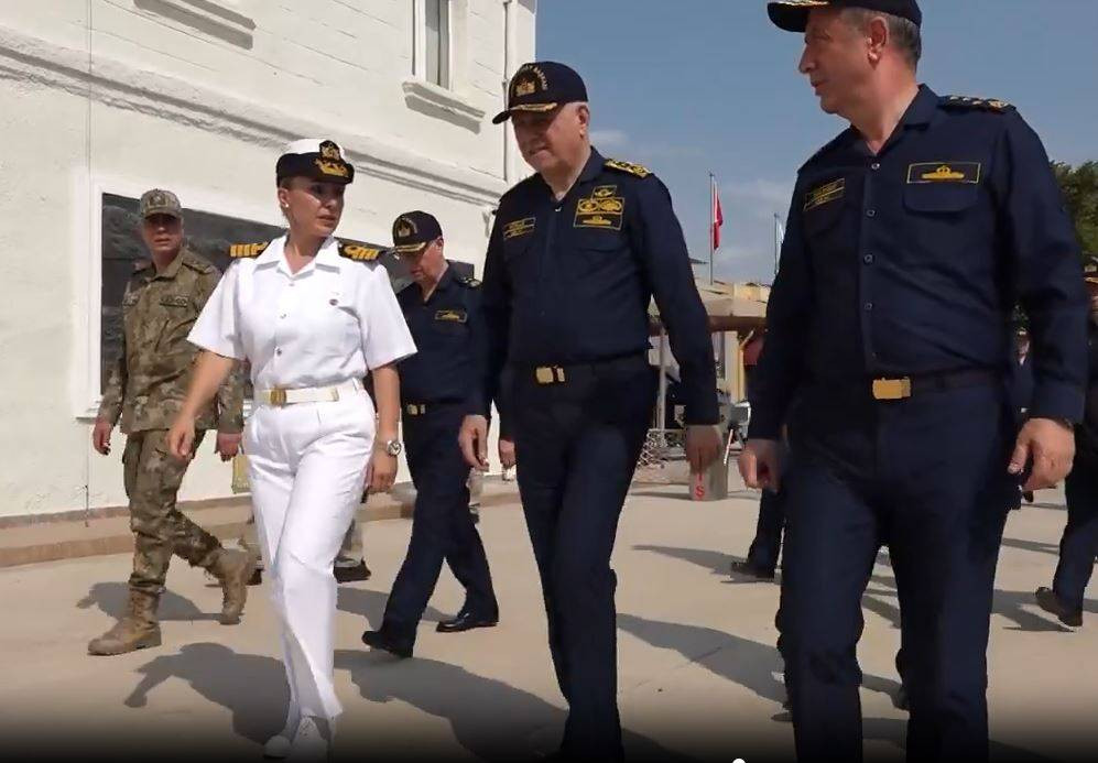 Genelkurmay Başkanı Gürak, deniz kuvvetleri unsurlarını denetledi - Resim: 17